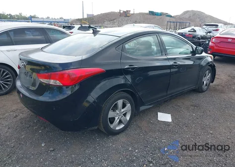 2013 Hyundai Elantra Gls z USA, uszkodzony, nr VIN 5NPDH4AE8DH446000
